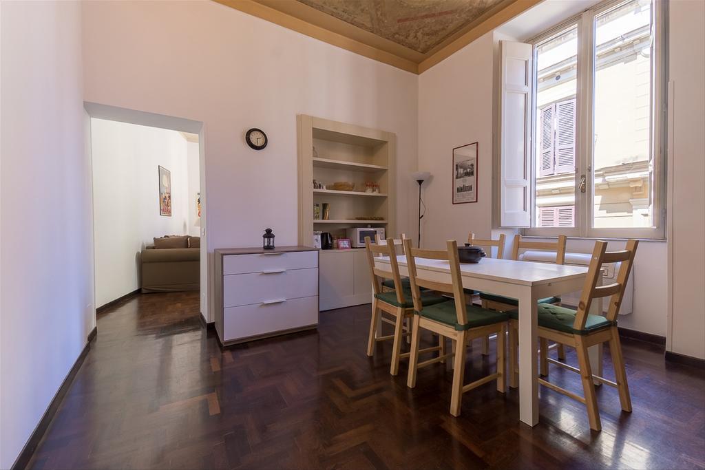 Palazzo Borghese Lovely Flat Rome Buitenkant foto