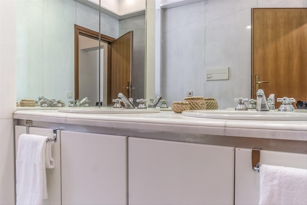Palazzo Borghese Lovely Flat Rome Buitenkant foto